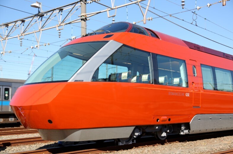 旅と鉄道クラウドファンディング | 【ロマンスカー・SE（3000形